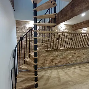 logement-entier-avec-garage.midi-pyreneeshotels.com/